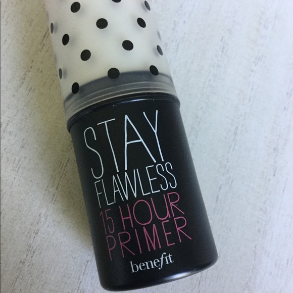 🖤NWOT Benefit 15 Hour Primer🖤 - Picture 2 of 5